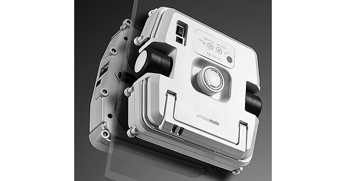 窓ガラスを挟んで動く全自動の窓清掃ロボット | 日経クロステック（xTECH）