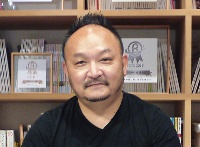 おおしま よしひこ:1970年生まれ。93年武蔵野美術大学建築学科卒業。2000年よりブルースタジオ専務取締役。団地再生プロジェクト「ホシノタニ団地」で16年グッドデザイン金賞(経済産業大臣賞)を受賞(写真:日経アーキテクチュア)