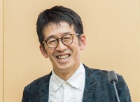 ちば まなぶ:1960年生まれ。87年東京大学大学院修了。日本設計、ファクターエヌアソシエイツなどを経て2001年千葉学建築計画事務所設立、東京大学大学院工学系研究科建築学専攻准教授。13年同教授(写真:Wu Chia-Jung)