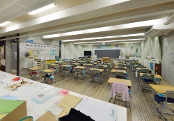 千葉市立美浜打瀬小学校（写真：日経アーキテクチュア）