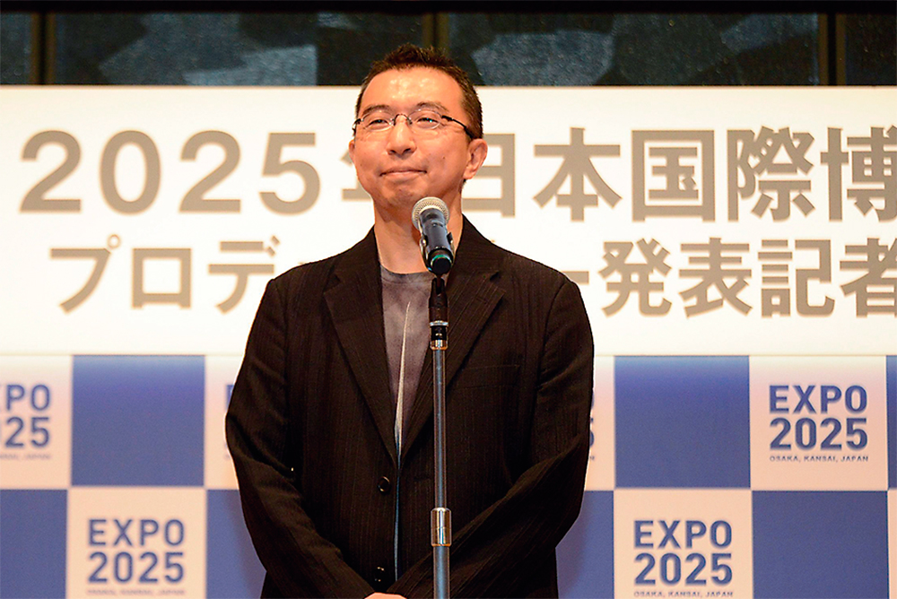 〔写真1〕20年7月、25年大阪・関西万博の会場デザインプロデューサーに就任（写真：2025年日本国際博覧会協会）