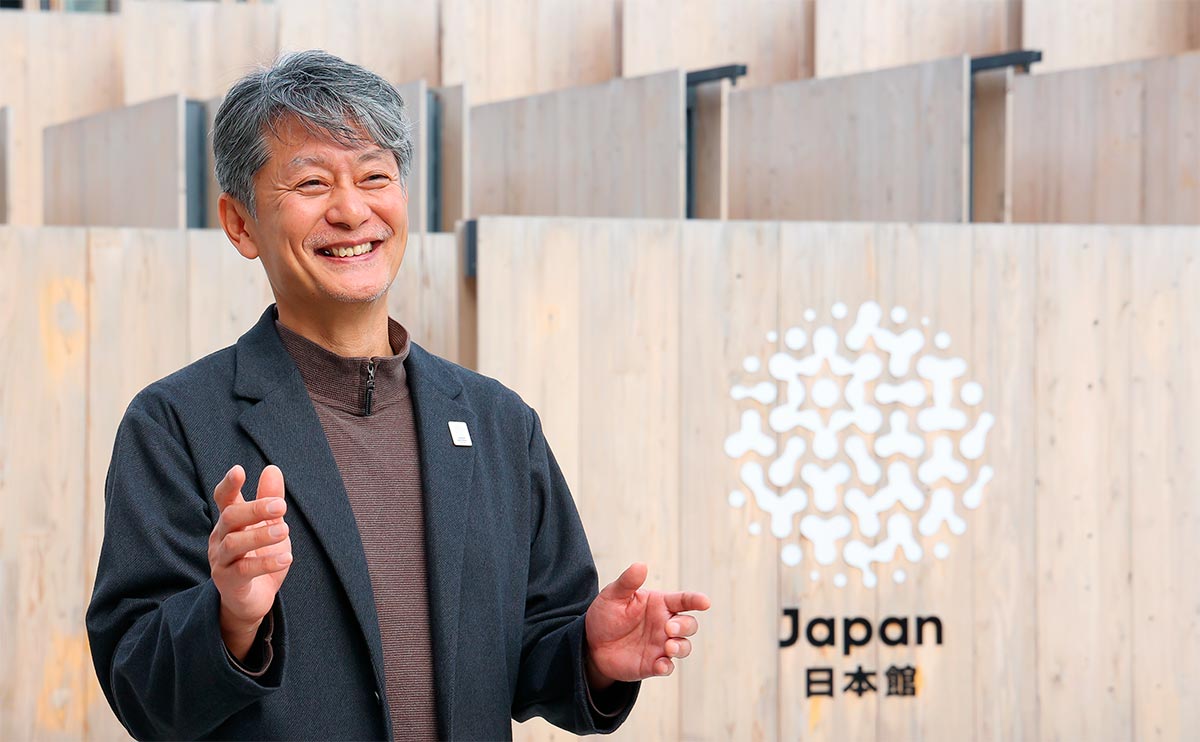 CLT再利用が前提の「日本館」、建築ツアーで設計思想を共有 | 日経