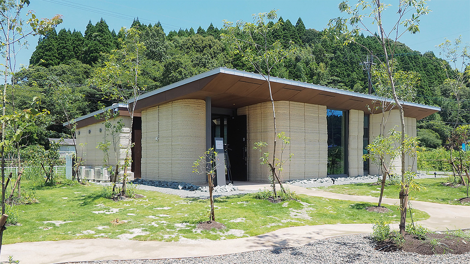 人気は550万円か6000万円か、3Dプリンター住宅の価格2極化