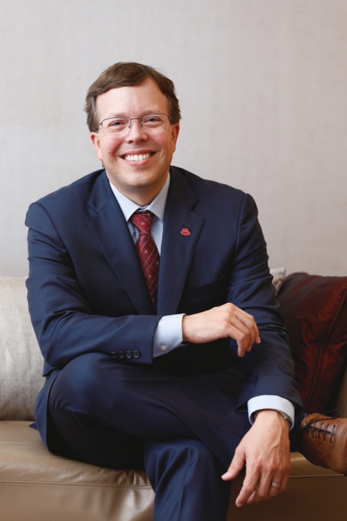 Matthew R Hicks AIや量子でIBMとシナジー創出 ハイブリッド環境の商機狙う | 日経クロステック(xTECH)