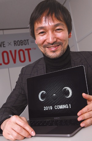 スピードを重視。「何世代もかけた適者生存のプロセスを、ロボット開発では短時間でやりきる」(写真:陶山 勉)