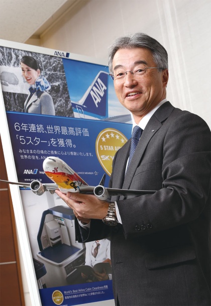 1957年生まれ。1981年東大工学部卒、全日本空輸入社。営業推進本部商品企画部主席部員、整備センター部品事業室長、上席執行役員調達部長などを経て2018年4月から現職。東京オリンピック・パラリンピック推進本部 副本部長も兼任する。(写真:陶山 勉)