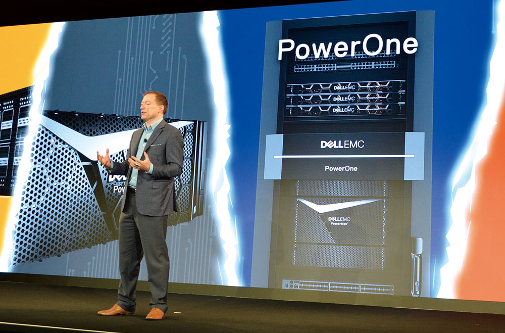 Dell EMC PowerOneを発表するジョン・ローズCTO（最高技術責任者）