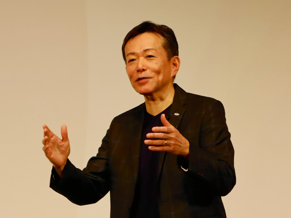 日立入社式で徳永新社長が登壇 創業の精神と変革の必要性を訴える