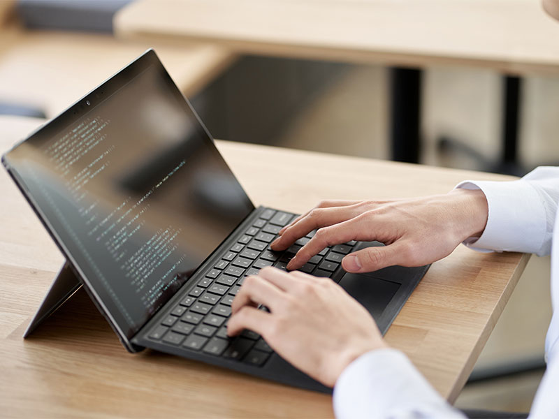 素人とばれるPythonコード　「a=1」の何が問題なのか