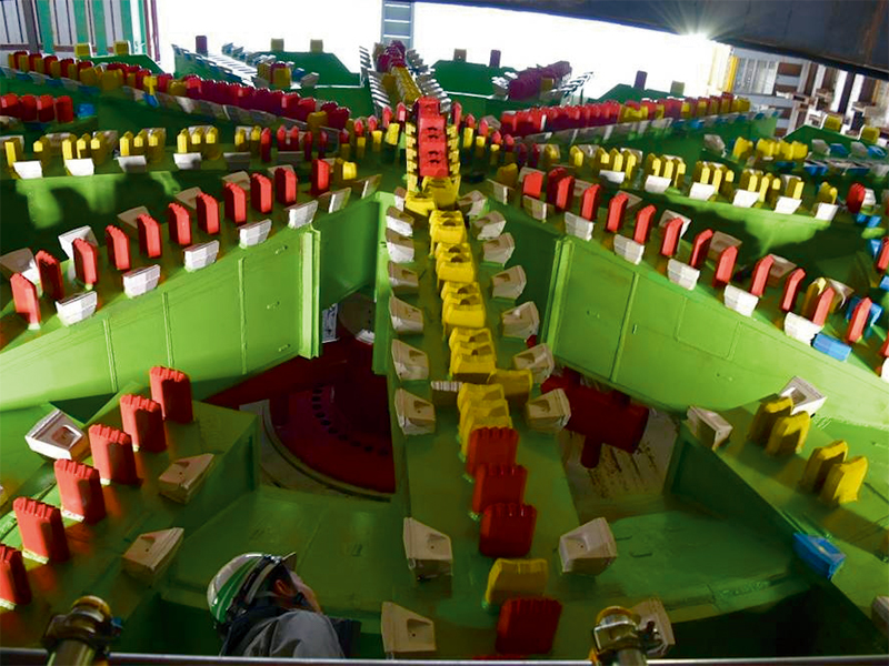 外環道シールド機が地中壁と接触して破損