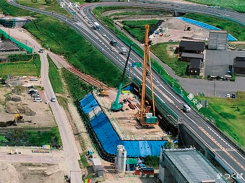 地盤改良工事の影響で圏央道の沈下続く