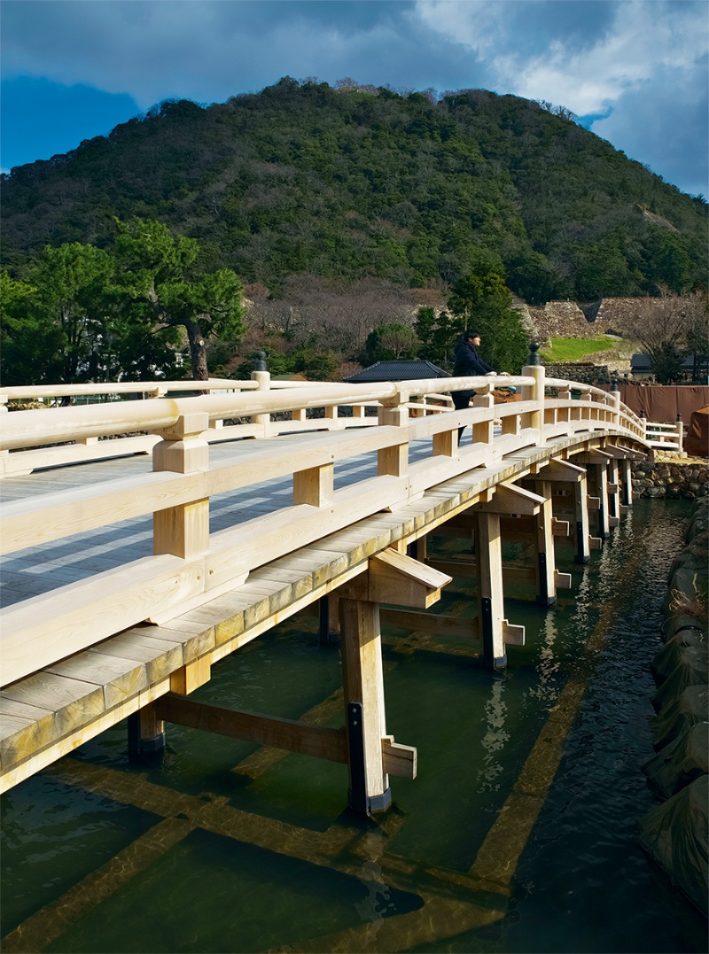 水中の最新技術 が支える木製復元橋 日経クロステック Xtech 水中の最新技術 が支える木製復元橋 日経クロステック Xtech