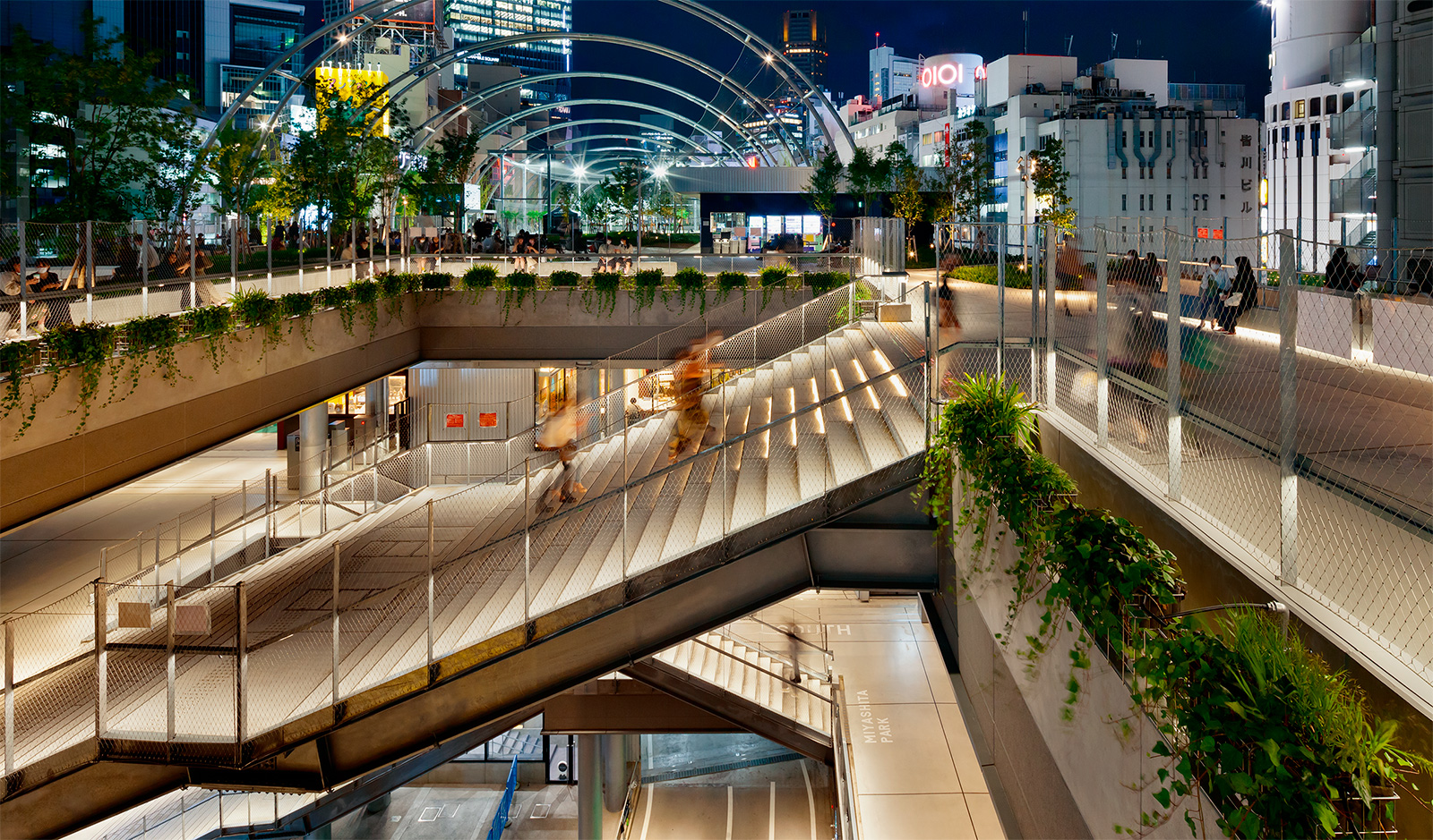 官民連携で渋谷に浮かぶ“空中公園”（3ページ目） | 日経クロステック