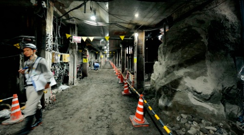 都心の地下10mで進んでいた掘削工事（写真：日経クロステック）