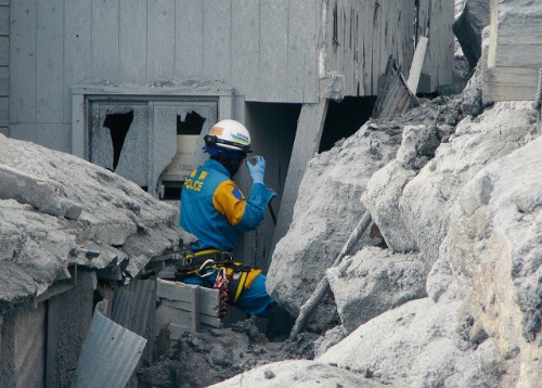2014年の御嶽山噴火での救助活動の様子（写真：長野県警）