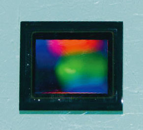 米ON Semiconductorが開発中の1200万画素の車載CMOSセンサー（撮影：日経Automotive、以下同）