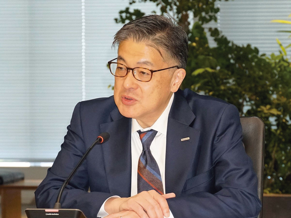 パナソニックHD社長、1万人削減語る 「競争力ある集合体になれていない