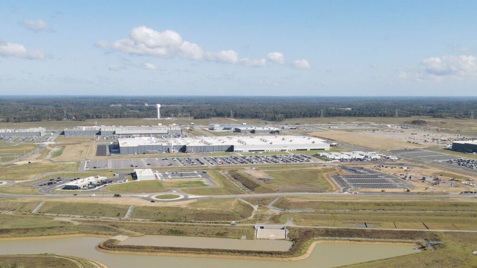 トヨタの米国電池工場が正式稼働、規模で大手電池メーカーに並ぶ