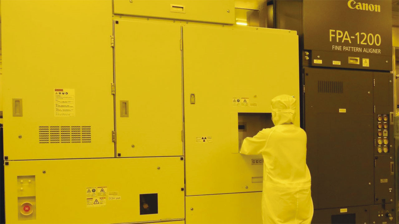キヤノンがナノインプリントを横展開、ウエハー平たん化で事業領域拡大