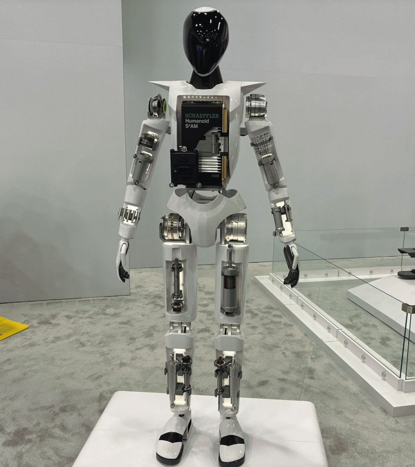 客寄せパンダから役立つ人型ロボへ、アクチュエーターやハンドで開発