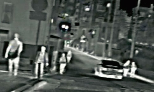図3 赤外線カメラで運転中の車内から撮像