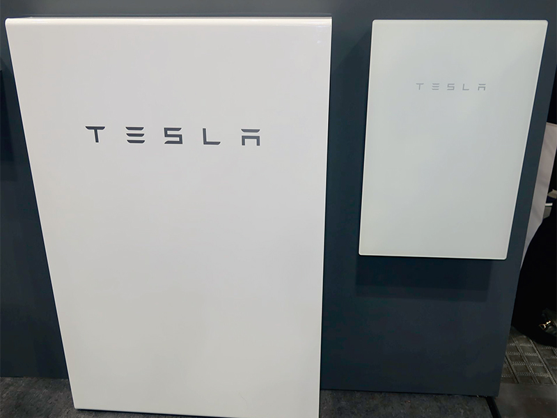 テスラがVPPに本腰、中型“発電所”をほぼタダで構築