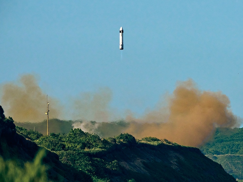 逆噴射によるロケットの垂直着陸、ホンダが国内民間で初めて成功
