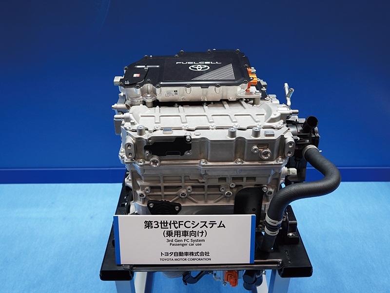 「ディーゼル置き換え」へ新フェーズ、トヨタ・ホンダが相次ぎ新型燃料電池