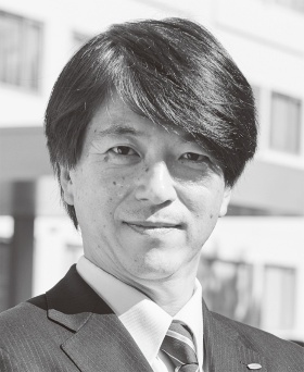 岡本青史 氏