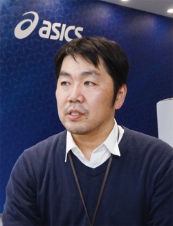 図2 アシックスの谷口憲彦氏