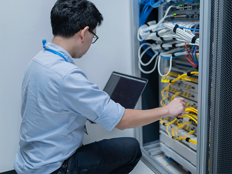 機器が徐々に切断されていく　サーバーの設定にミス