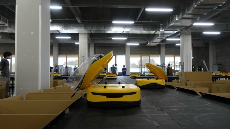ウォルマートも使う 中国発の黄色いロボが日本上陸 その人気の秘密 日経robotics 日経ロボティクス ウォルマートも使う 中国発の黄色いロボが日本上陸 その人気の秘密 日経robotics 日経ロボティクス