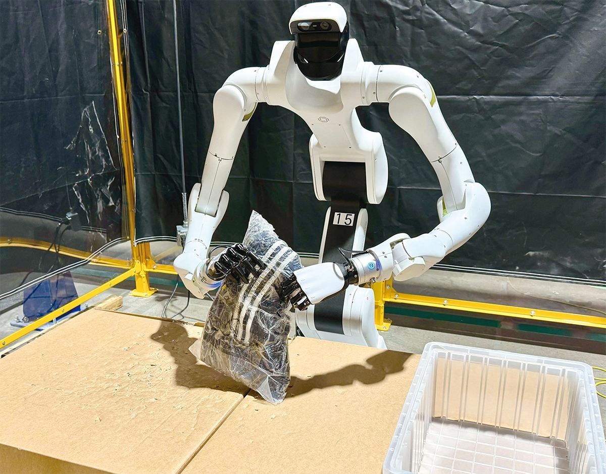 Amazonが強化学習によるロボAI事後学習手法 もう模倣学習だけに頼ら