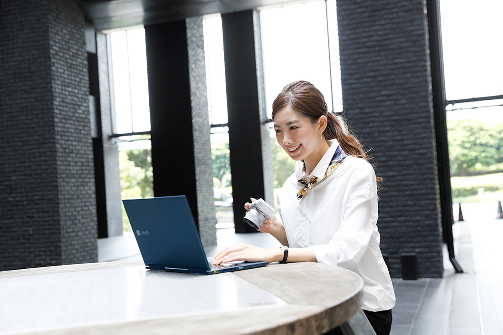NECPCが「LAVIE Note NEXT」の新モデルなどPC新製品を発表 | 日経