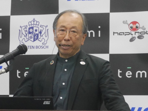 hapi-robo st(ハピロボ)の富田直美社長