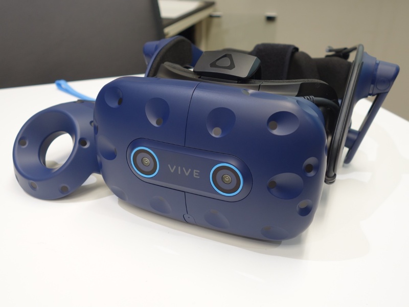 Vr訓練システムが視線追跡機能付きhmdに対応 Htcとb En Gの協業で実現 日経クロステック Xtech