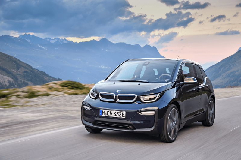 Bmw 次世代車で最大55万円の値下げ 背景に 運転者の半数が感じる価格の壁 日経クロステック Xtech