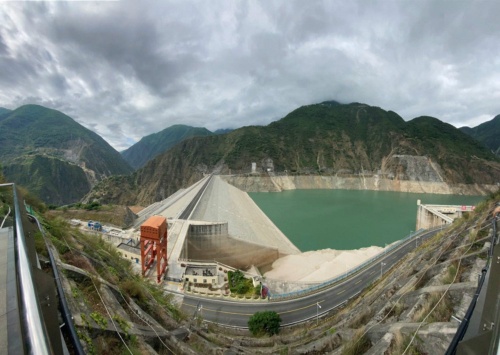 図2 成都の水力発電所