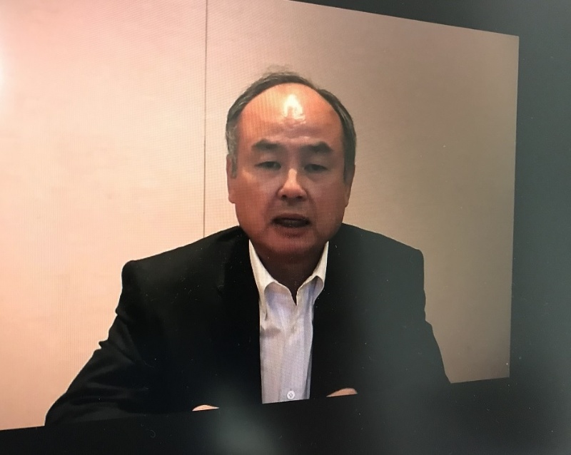 ソフトバンクグループ孫正義氏が60代での引退計画を修正 70歳以降の続投に意欲 日経クロステック Xtech