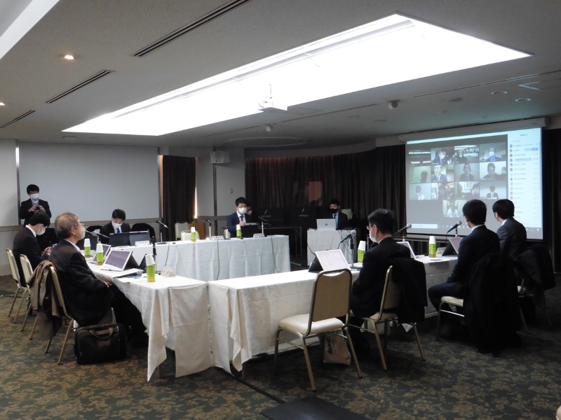 オンライン 診療 の 適切 な 実施 に関する 指針 の 見直し に関する 検討 会 の に関する 実施 診療 オンライン 会 な の に関する 適切 検討 指針 見直し