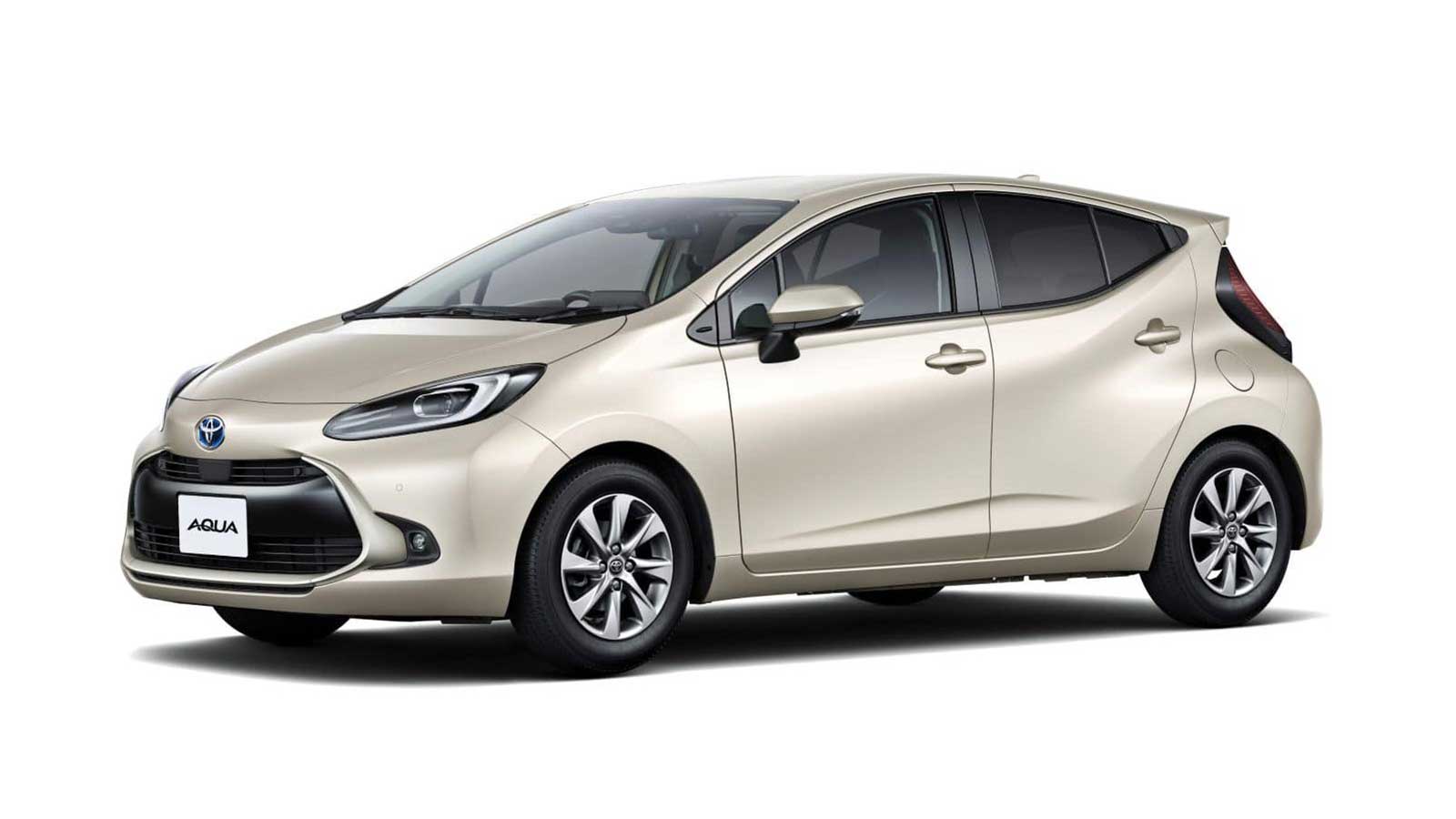 ヤリス・フィットとどう違う？トヨタ新型「アクア」10の疑問 | 日経