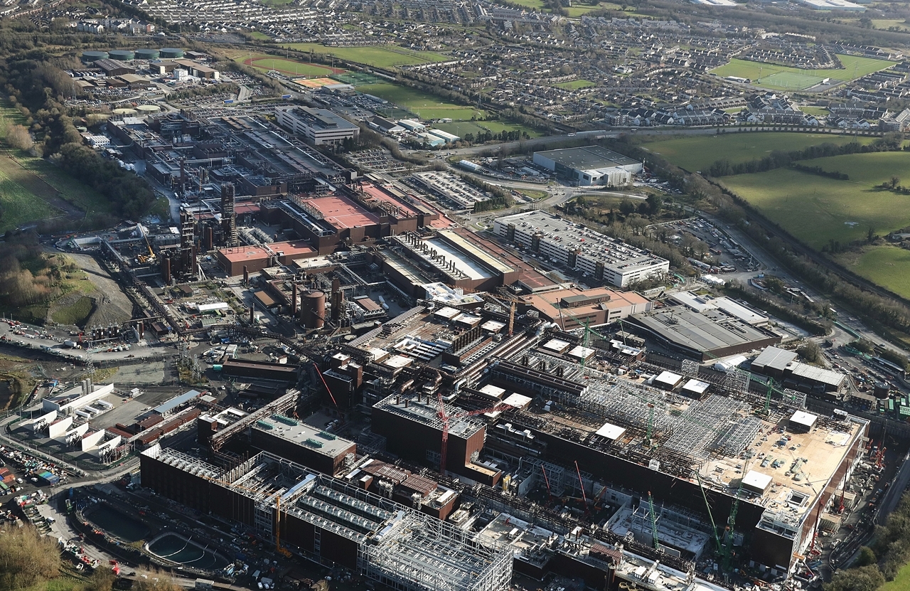 アイルランド リースクリップで建設中の新工場（Fab 34） （出所：Intel）