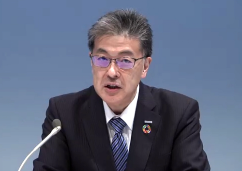 楠見雄規氏