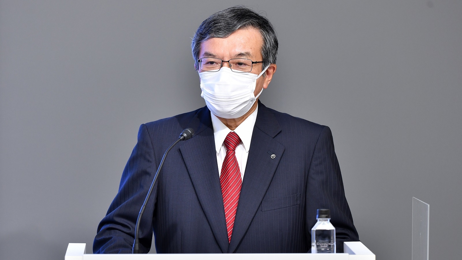 2022年4～6月期連結決算を発表するNTTの島田明社長 （写真：NTT）