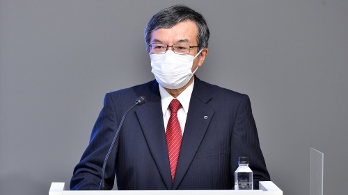 2022年4～6月期連結決算を発表するNTTの島田明社長