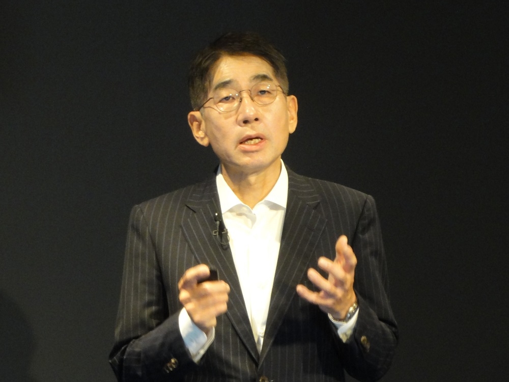NECの森田隆之社長兼CEO（最高経営責任者） （写真：日経クロステック）