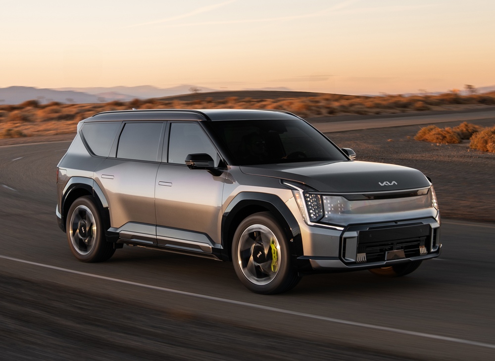 起亜がLAショーで新型車5モデル、駆動システムは全方位 | 日経クロス