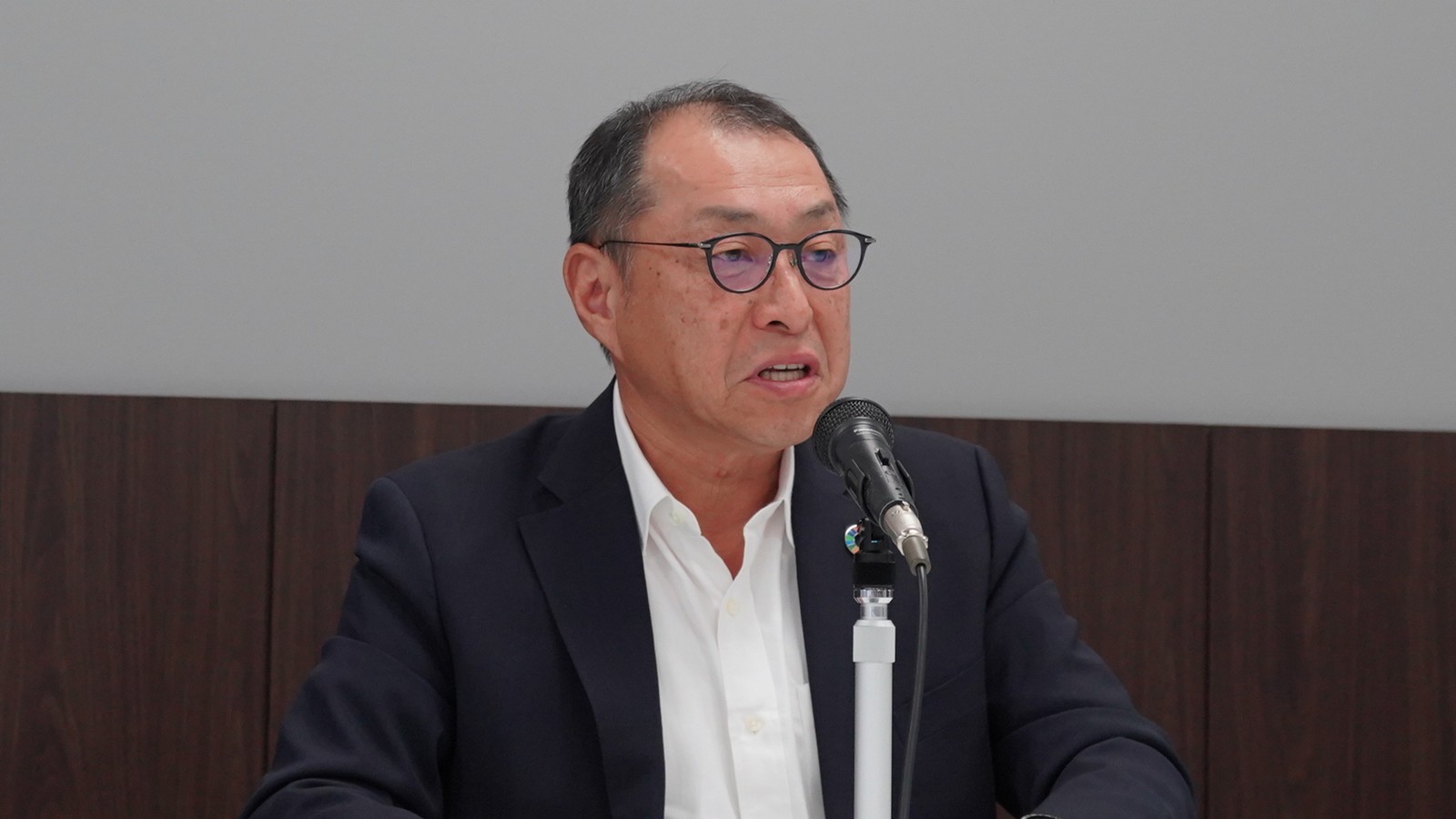 ニデックに代わり半導体銘柄イビデンの株価3倍、生成AI向けICパッケージ基板好調