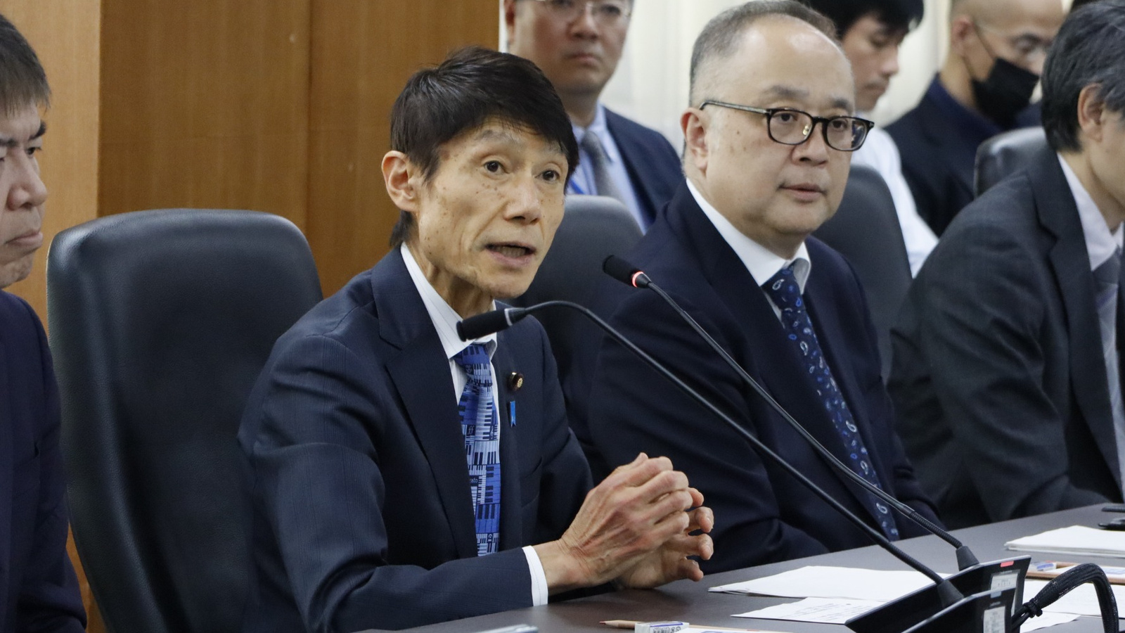 政府が相次ぐ情報漏洩に注意喚起、委託先の管理も要請