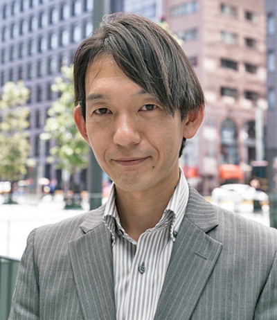 執行役員 サービス本部部長の佐藤謙氏は、「当社のパソコンは安くて品質が良いという点で選ばれることが多いのですが、購入後のアフターサポートもおろそかにせず、顧客の満足度を高めていく方針を掲げています」と話す